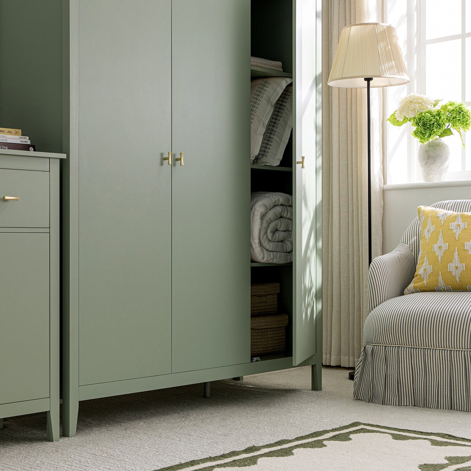 Oakham Triple Closet, Desert Sage